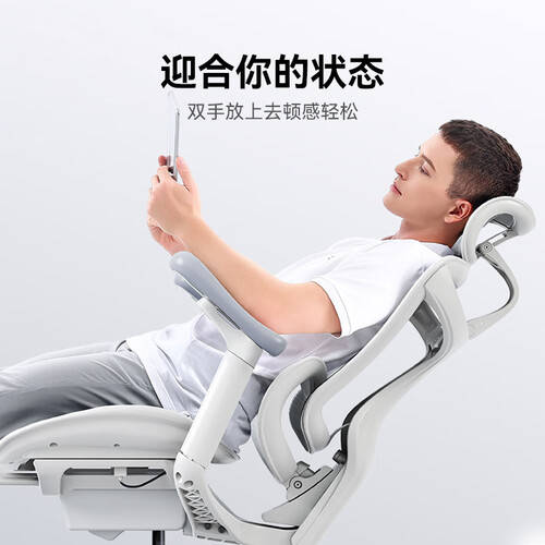 科技的完美结合助你游戏办公两不误！pg模拟器试玩电竞椅大测评：舒适与(图3)
